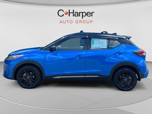 Used 2024 Nissan Kicks SR w/ SR Premium Package FWD image 6