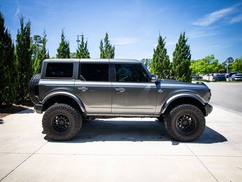 Used 2024 Ford Bronco Outer Banks AWD/4WD image 11