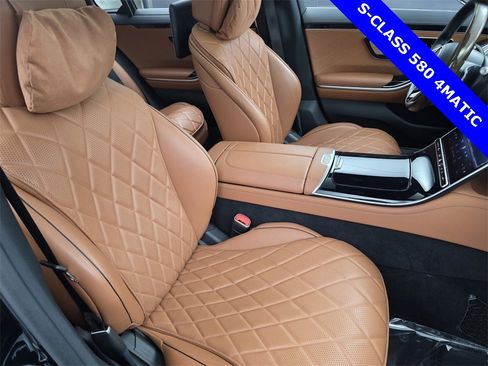 Used 2021 Mercedes-Benz S 580 4MATIC Sedan image 30