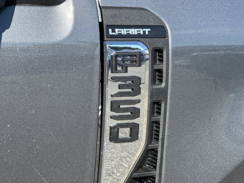 New 2026 Ford F350 Lariat w/ Lariat Ultimate Package image 32