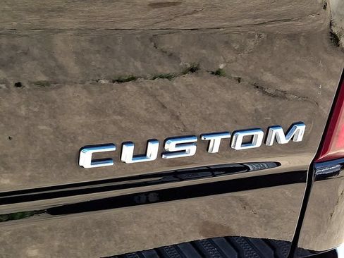 Used 2022 Chevrolet Silverado 1500 Custom AWD/4WD image 32