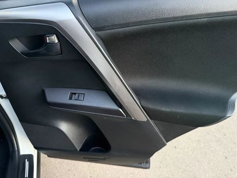 Used 2018 Toyota RAV4 LE w/ All Weather Liner Package image 20