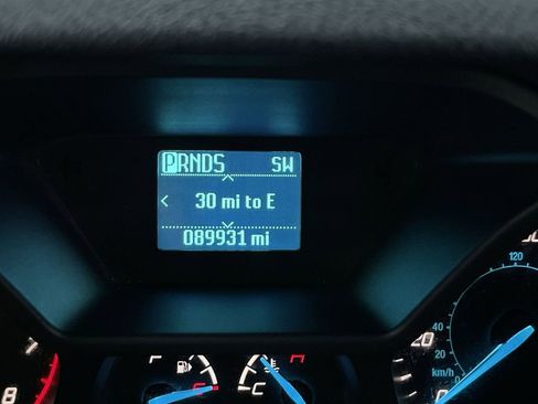 Used 2014 Ford Transit Connect Titanium image 18