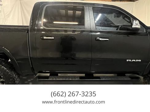 Used 2019 RAM 1500 Laramie AWD/4WD image 8