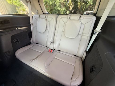 Used 2021 Lincoln Aviator Reserve RWD image 19