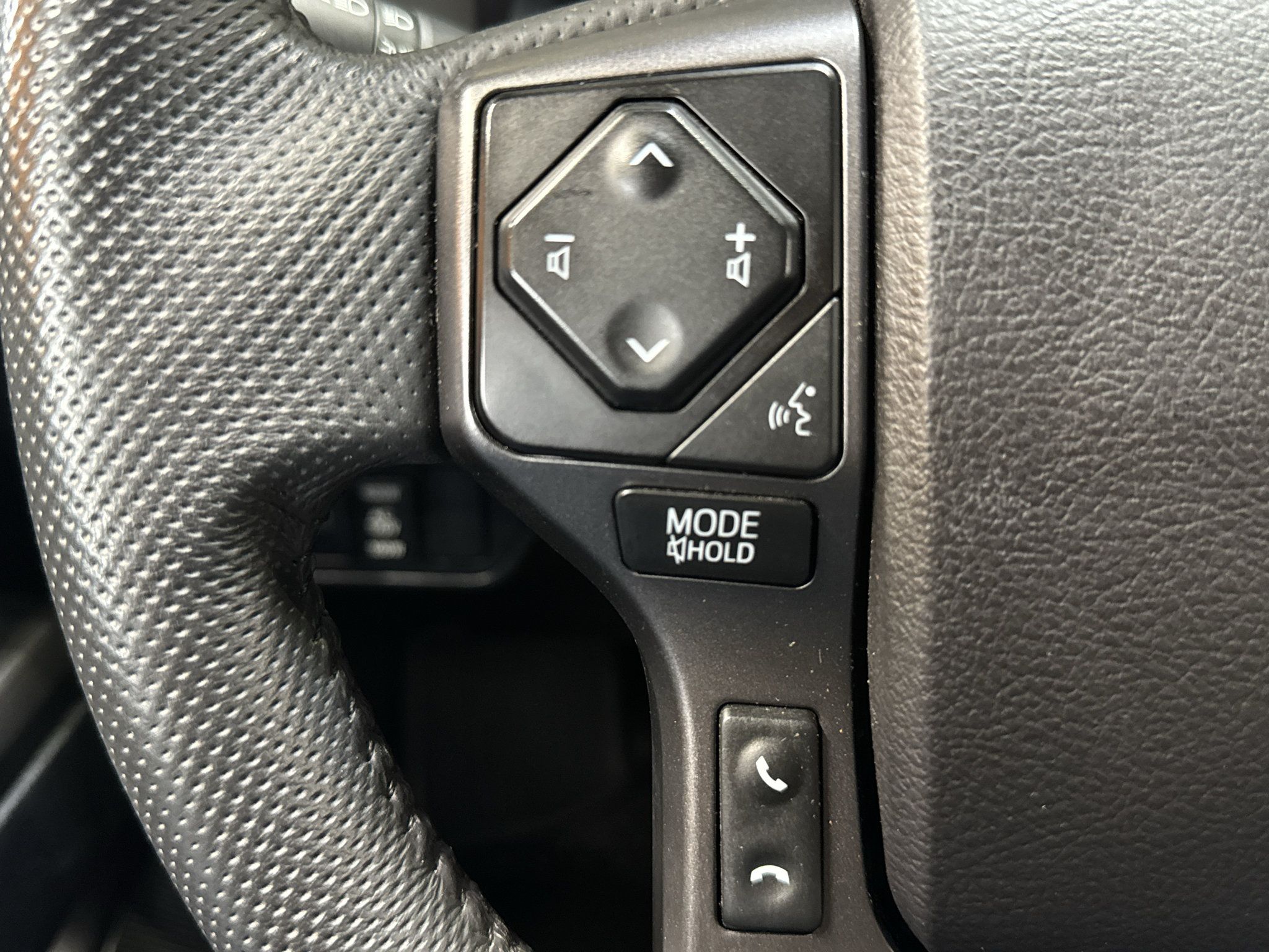 Used 2021 Toyota Tacoma TRD Off-Road w/ TRD Premium Off Road Package AWD/4WD image 20