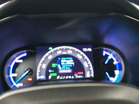 Certified 2022 Toyota RAV4 XSE w/ Premium Package image 28