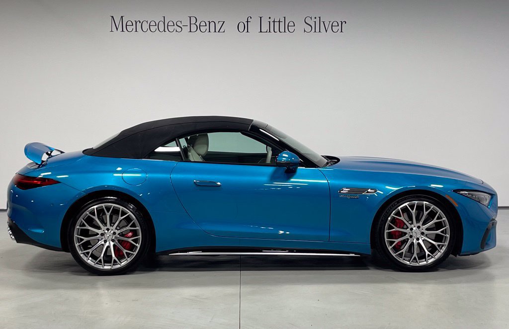 Used 2022 Mercedes-Benz SL 55 AMG 4MATIC image 11