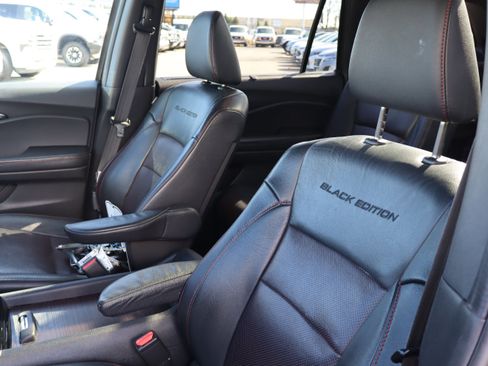 Used 2020 Honda Pilot Black Edition image 21