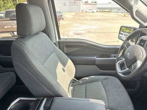 Used 2024 Ford F150 XLT w/ Mobile Office Package RWD image 18