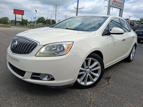 Used 2013 Buick Verano FWD image 1