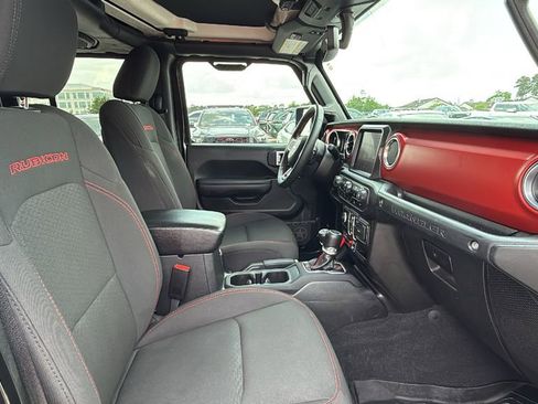 Used 2022 Jeep Wrangler Unlimited Rubicon w/ Cold Weather Group image 31