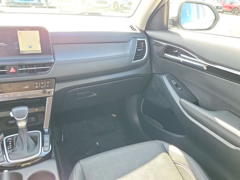 Used 2026 Kia Seltos EX FWD image 20