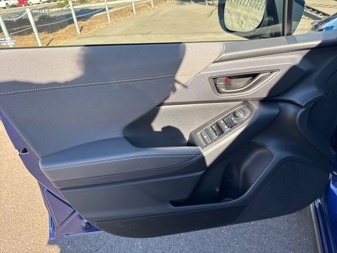 Certified 2025 Subaru Crosstrek 2.5i Sport w/ Crosstrek Mirror Package image 19
