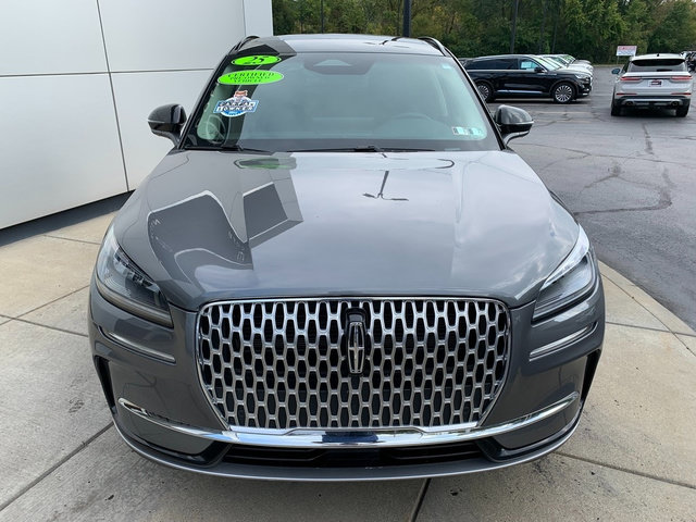 Certified 2025 Lincoln Corsair AWD w/ Equipment Group 101A image 10