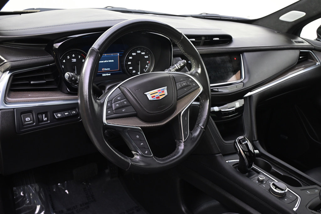 Used 2024 Cadillac XT5 Premium Luxury w/ Platinum Package AWD/4WD image 11