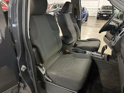 Used 2012 Nissan Xterra PRO-4X image 28