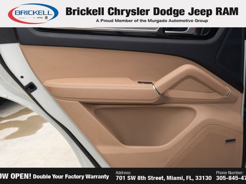 Used 2022 Porsche Cayenne Platinum Edition AWD/4WD image 14
