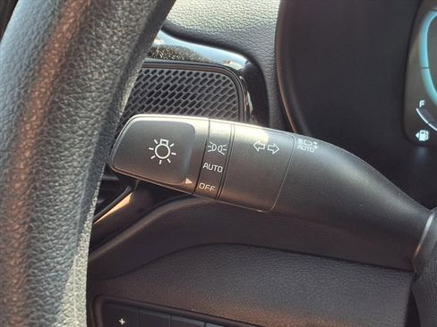 Certified 2025 Kia Soul S image 15