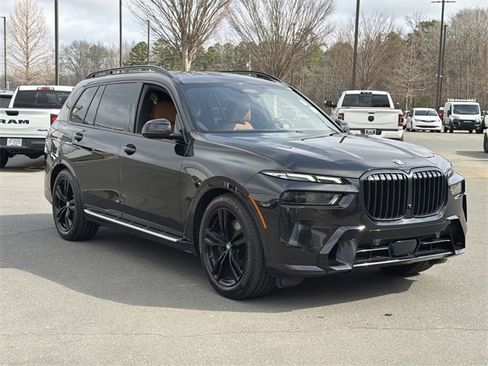 Used 2023 BMW X7 xDrive40i w/ Executive Package image 15