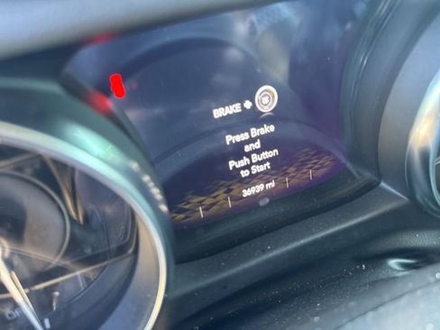 Used 2023 Jeep Wrangler Unlimited Sahara w/ Cold Weather Group AWD/4WD image 11