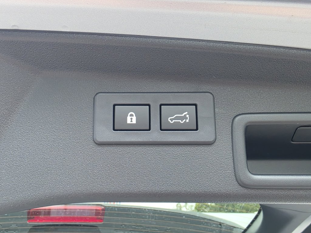 New 2026 Subaru Outback Limited AWD/4WD image 10
