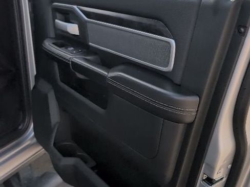 Used 2022 RAM 2500 Big Horn w/ Night Edition AWD/4WD image 17