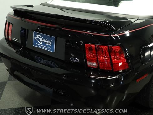 Used 2000 Ford Mustang GT RWD image 25
