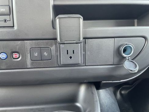 Used 2025 Chevrolet Express 2500 Extended w/ Communications Package image 24