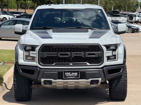 Used 2017 Ford F150 Raptor w/ Equipment Group 802A Luxury image 2