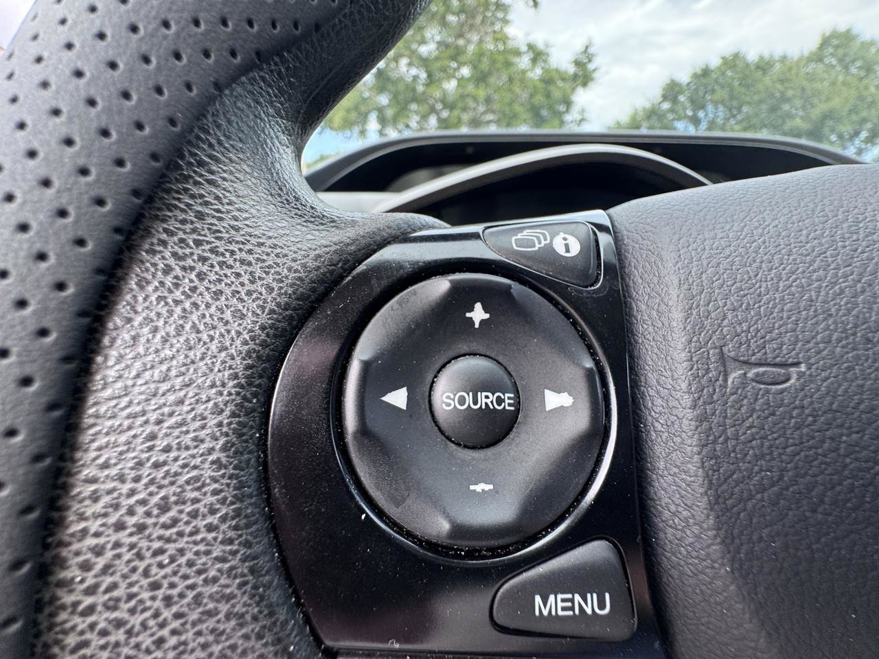 Used 2012 Honda Civic LX image 32