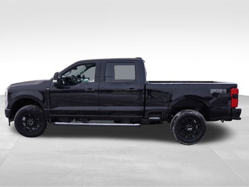 New 2026 Ford F350 Lariat w/ Black Appearance Package image 8