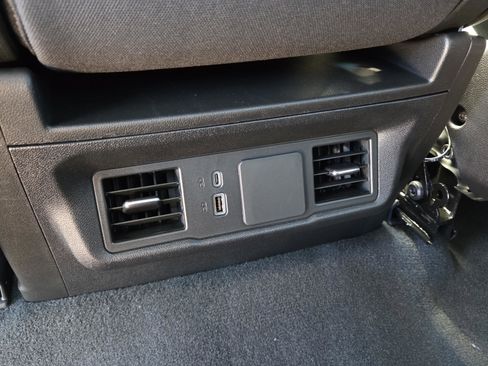 New 2026 Chevrolet Silverado 1500 Custom Trail Boss w/ LPO, Dark Essentials Package AWD/4WD image 21