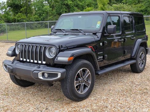 Used 2023 Jeep Wrangler Unlimited Sahara w/ LED Lighting Group AWD/4WD image 1