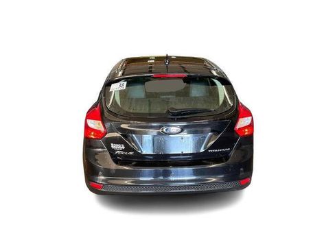 Used 2012 Ford Focus Titanium image 4