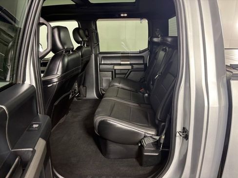 Used 2019 Ford F150 Raptor w/ Equipment Group 802A Luxury AWD/4WD image 29