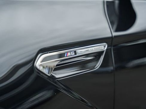 Used 2016 BMW M6 Convertible image 18