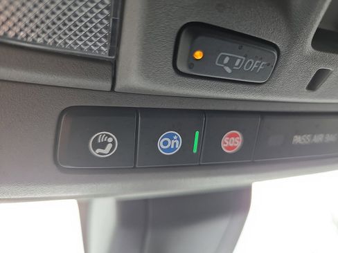 Used 2021 GMC Sierra 1500 Denali w/ Technology Package image 22