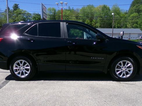 Used 2021 Chevrolet Equinox LS FWD image 8