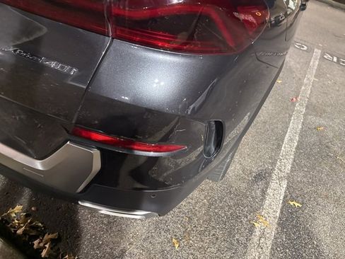 Used 2023 BMW X6 xDrive40i w/ Premium Package image 7