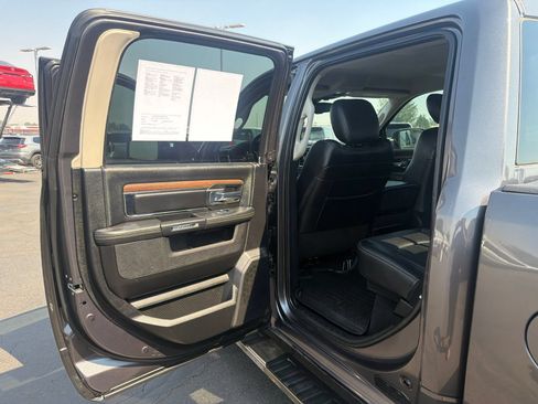 Used 2018 RAM 1500 Laramie AWD/4WD image 26