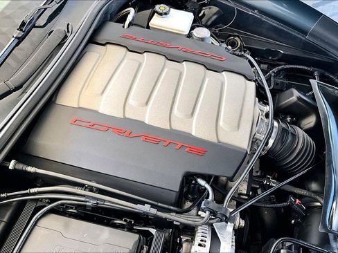Used 2019 Chevrolet Corvette Grand Sport w/ Carbon Flash Badge Package RWD image 27