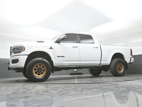 Used 2021 RAM 2500 Laramie w/ Night Edition AWD/4WD image 23