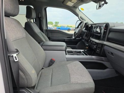 Used 2023 Ford F250 XLT w/ FX4 Off-Road Package AWD/4WD image 15