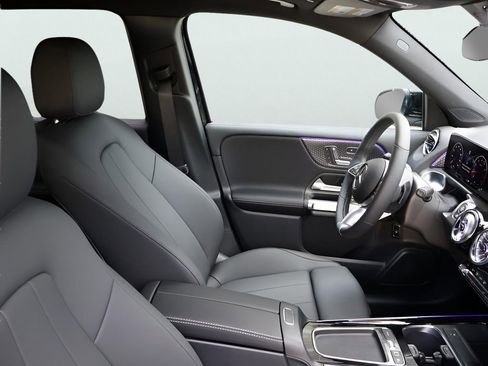 Certified 2025 Mercedes-Benz GLB 250 GLB 250 image 10