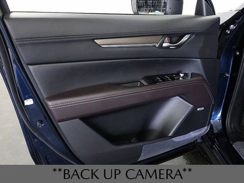New 2025 MAZDA CX-5 Signature image 17