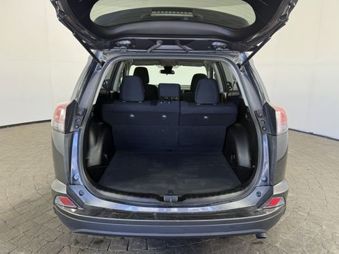 Used 2018 Toyota RAV4 LE w/ All Weather Liner Package FWD image 7
