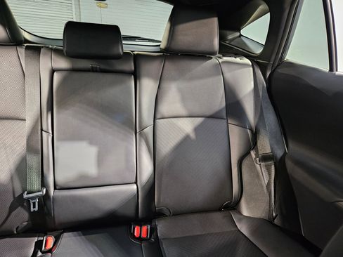 Used 2021 Toyota Venza Limited AWD/4WD image 14