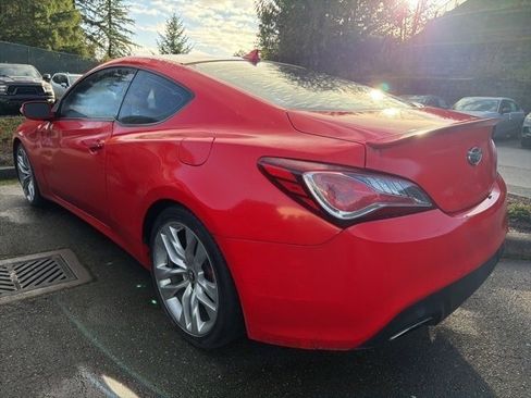 Used 2015 Hyundai Genesis 3.8 image 8