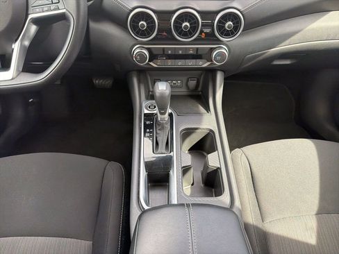 Used 2024 Nissan Sentra SV FWD image 26